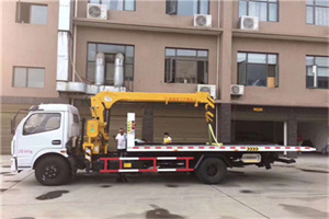 当涂附近汽车轮胎更换